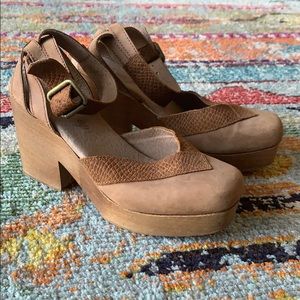 Free People clog heels